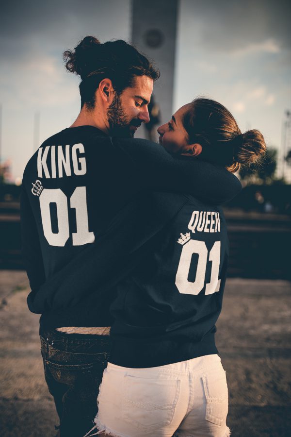 King 01 Queen 01 Sweater