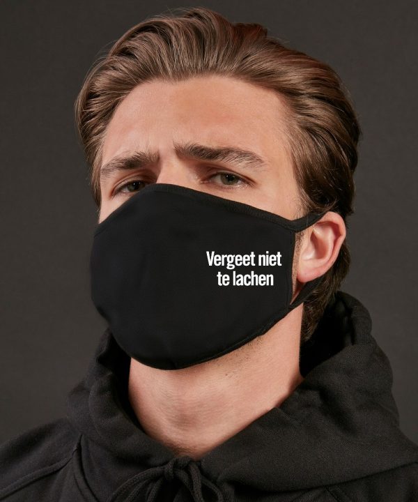 Zwart mondkapje Vergeet Niet Te Lachen productfoto